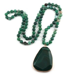 ♥️Natural Stone Pendant Statement Necklace♥️